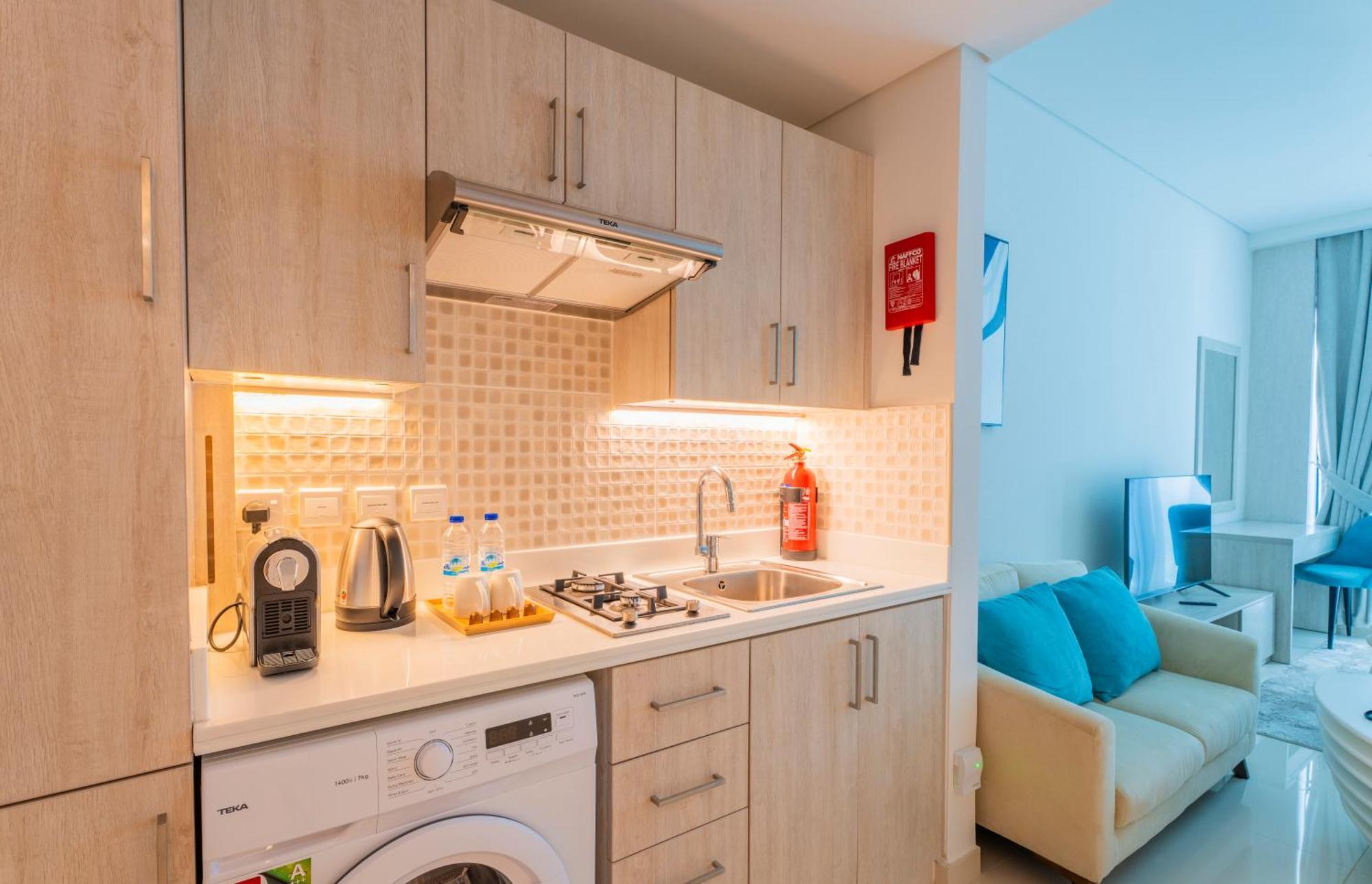 Studio With Pool And Private Beach Access On Palm Jumeirah Dubai Buitenkant foto