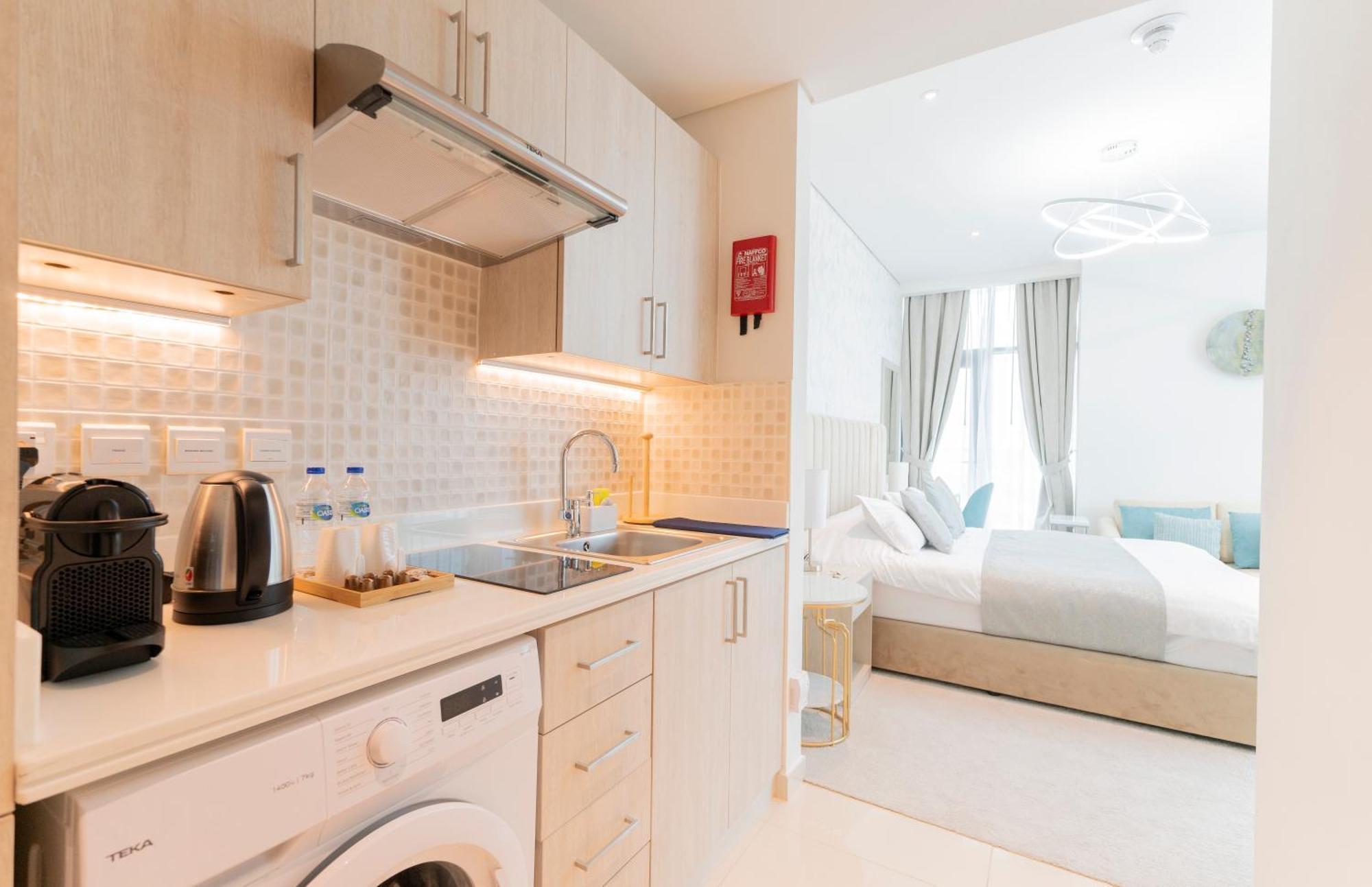 Studio With Pool And Private Beach Access On Palm Jumeirah Dubai Buitenkant foto